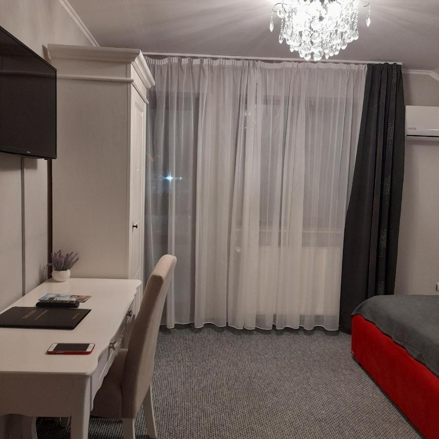 Casa Alina Hotell Deva Exteriör bild
