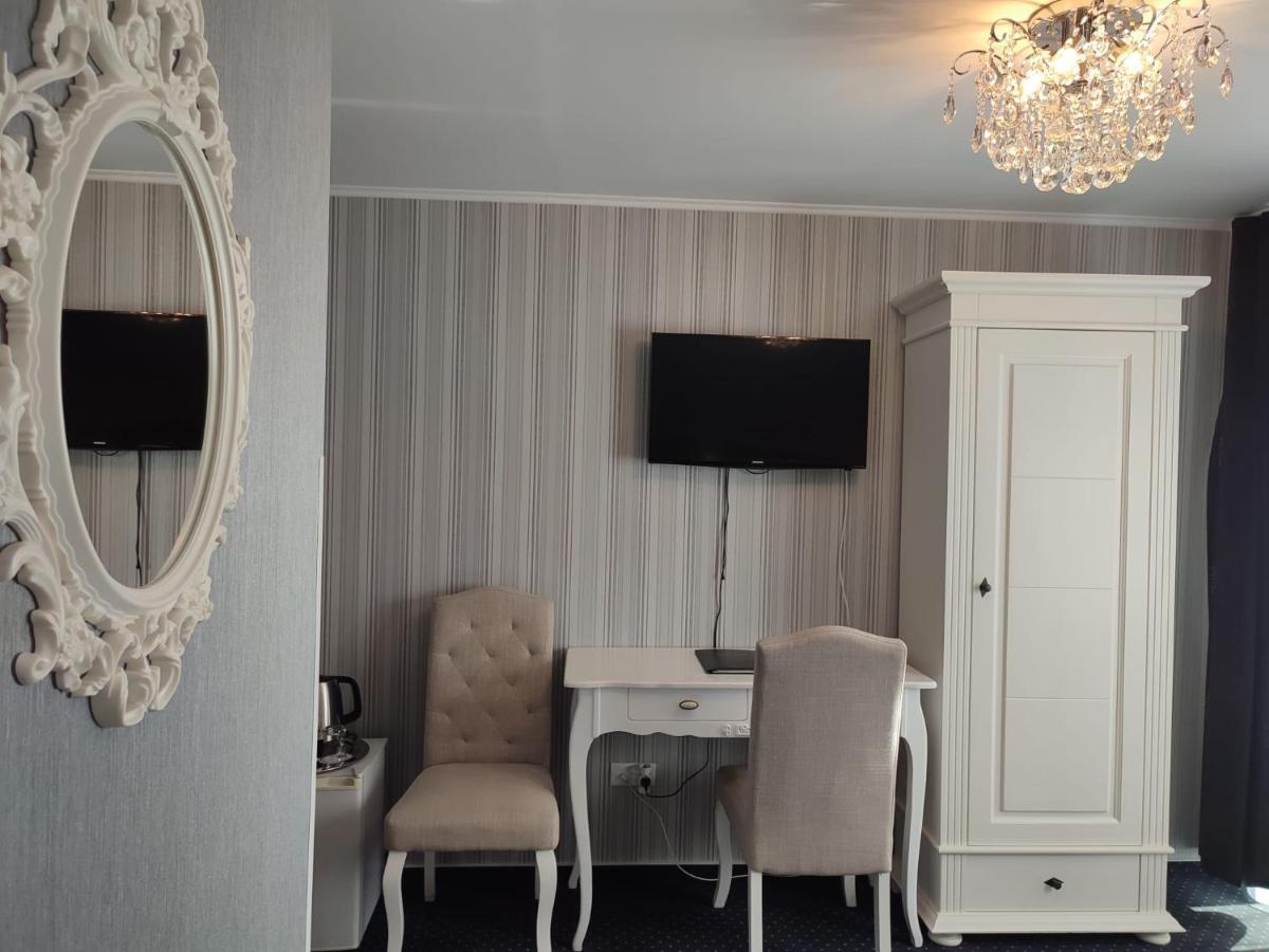Casa Alina Hotell Deva Exteriör bild